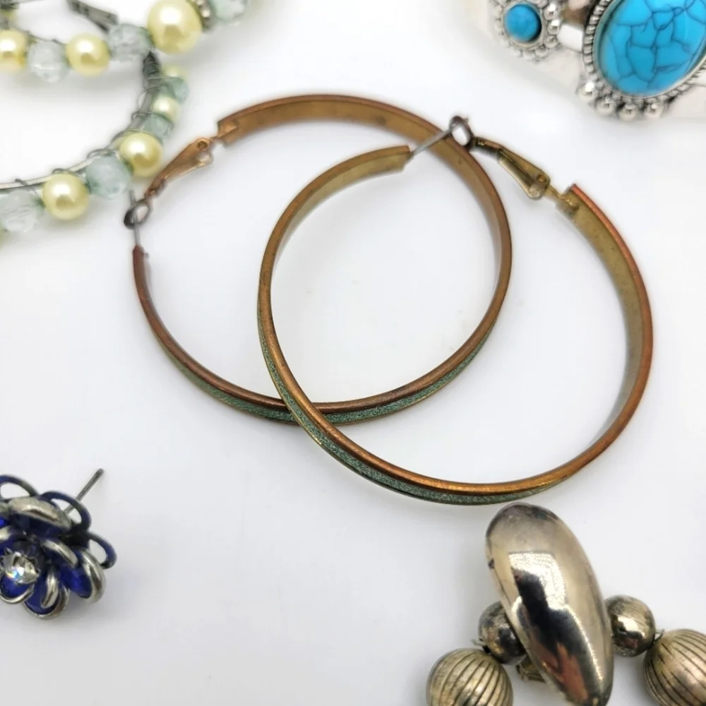 Lot of 8 Blue Silver & Gold Tone Vintage Earrings Set + NIP Bracelet